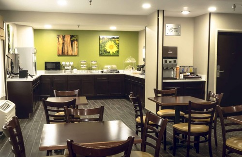 East Omaha Hotel | Sleep Inn & Suites Omaha Airport