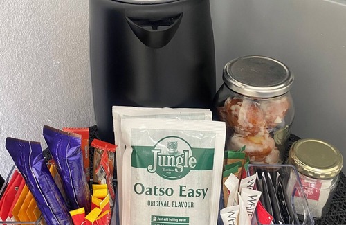 Constantia Park Apartment | Sleep on 489 – Private En-Suite Room for Business, Appointments & Events Travel