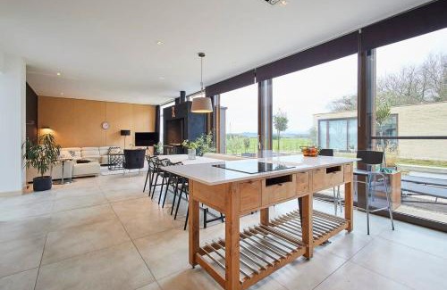 Potter Brompton House | Sleeper Cottage - Sleeps 8