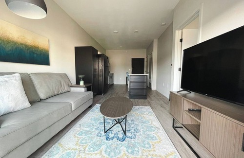 Downtown Omaha Apartment | Sleepover: Beautiful 1BD/1BA + Gym - Downtown Omaha