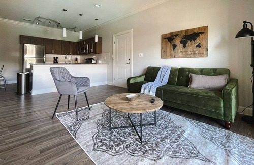 Ferndale Apartment | Sleepover: Vibrant 1BD/1BA + Gym - Little Rock