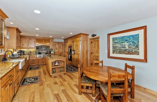 Big Bear Lake House | Sleeps 23 | 2 Lakefront Homes, Private Dock+Beach, Hot Tub, Fire Pit, Deck Views