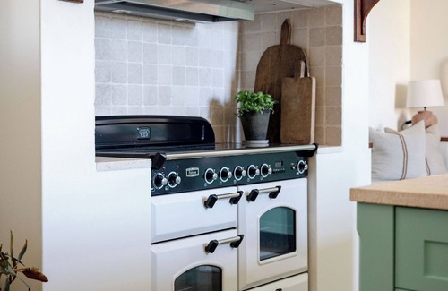 Brewongle Other | Sleeps 30 historical accommodation, small events,Country escape 2.5 hr to Sydney