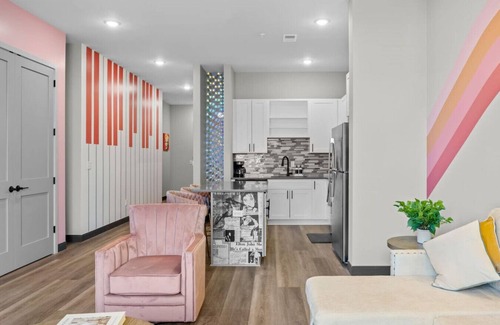 South Nashville Apartment | Sleeps 6, Free Wifi, 8 Min to Broadway!