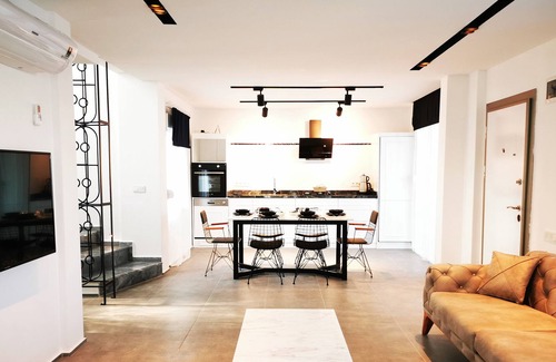 Kadriye House | Sleeps 6, Private Pool Villa - AWZ 291