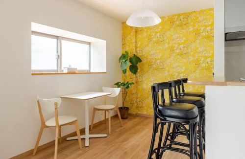 Taisho-ku Apartment | Sleeps 9/Near Expo & USJ/3min Sta/2 Bath