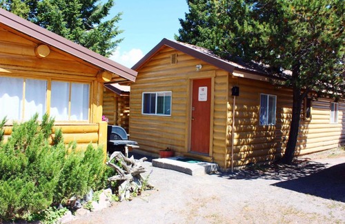 West Yellowstone Hotel | Sleepy Hollow Lodge