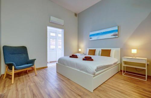 Sliema House | Sliema Townhouse with Rooftop Terrace
