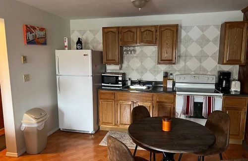 Hunter Apartment | Slopeside Condo with indoor fireplace