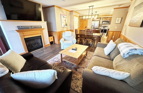 North Conway Condo | Slopeside Retreat at Cranmore, Ski-in/Ski-out