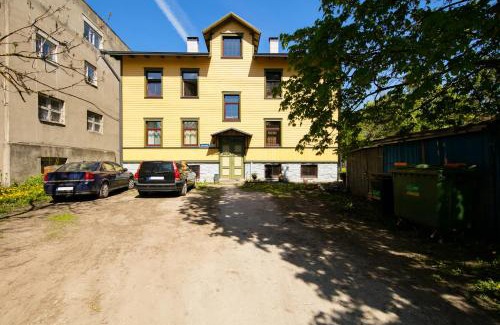 Lasnamae Apartment | Small Apartment in Sikupilli