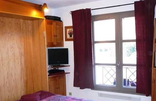 Sainte-Marie-de-Campan Apartment | Small apartment located in mountaineer village, very bright