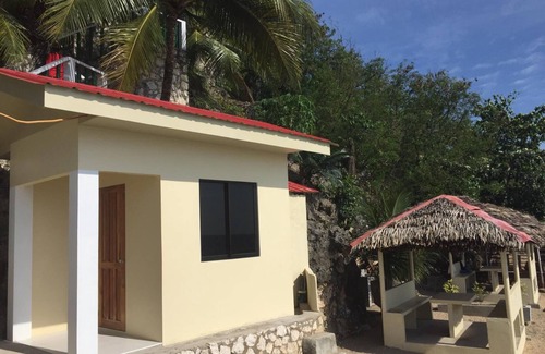 Catmon Resort | Small Houses in a Private Beach