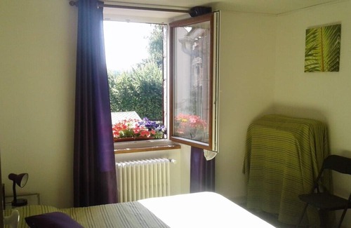 Aumont-Aubrac Apartment | Small, quiet and sunny gite in the village of Lozère.