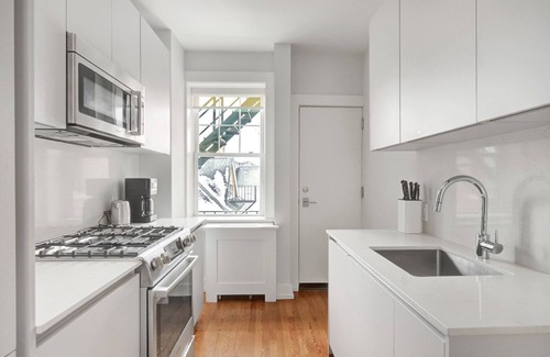 Agassiz Apartment | Smartly-Equipped Porter Square 1BR in Harvard Square by Blueground