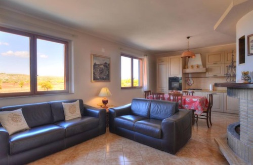 Syracuse House | Smeraldo by Interhome