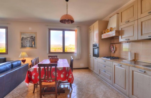 Syracuse House | Smeraldo by Interhome