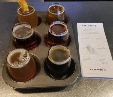 Berrien Springs House | Smitten in da Mitten - 18 acres, Arcades, High Spd Web, Hot Tub, Pond!