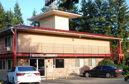 Arlington Hotel | Smokey Point Motor Inn