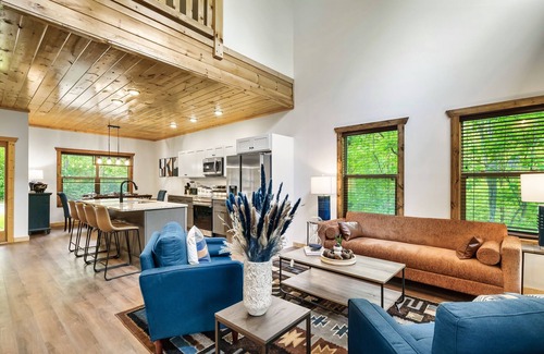 Sevierville Cabin | Smokies Private Pool Cabin, Sleeps 14,Theatre & Game Room, Minutes from Parkway!