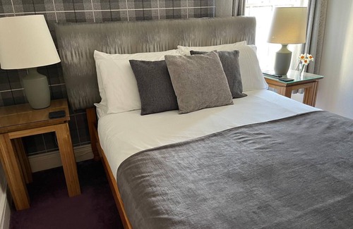 Brixham Hotel | Smugglers Haunt Hotel