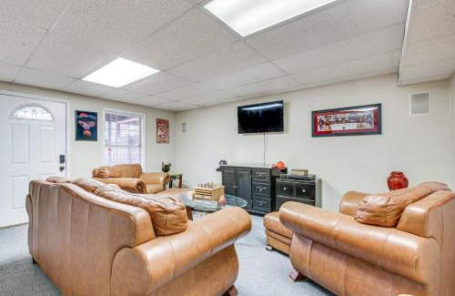 Smyrna House | Smyrna Vacation Rental about 2 Mi to The Battery!