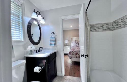 Hermosa Village House | Snazzy 6 Bedroom 3 bath pool home 1/2 mile walk to Disney