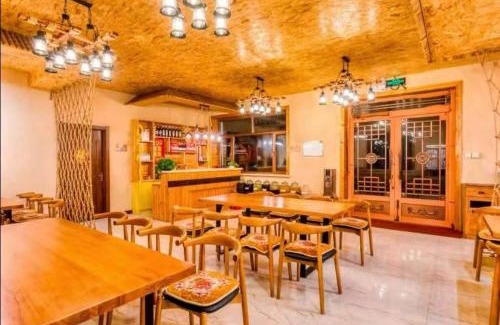 Harbin Hotel | Snow house