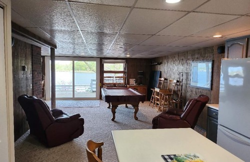 Fremont House | Snow Lake Chalet Northeast Indiana