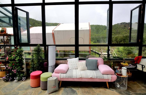 Yulong County House | Snow Mountain ·Flower Blossom