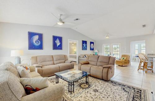 Englewood East House | Snow We're Not