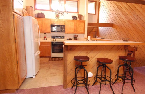 Mammoth Lakes Condo | Snowcreek Resort Vacation Rental #456