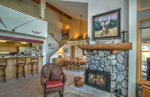 Mammoth Lakes Condo | Snowcreek Resort Vacation Rental #838