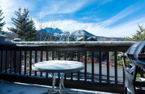 Mammoth Lakes Condo | Snowcreek Resort Vacation Rental #934