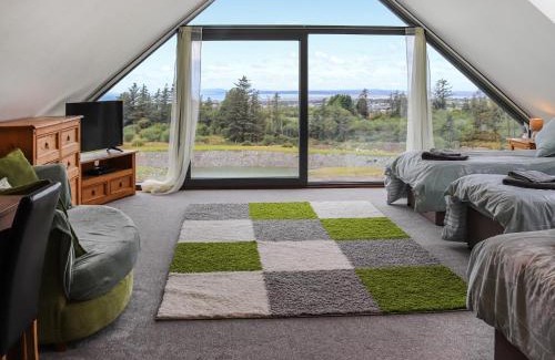 Llanllyfni House | Snowdon Summit View