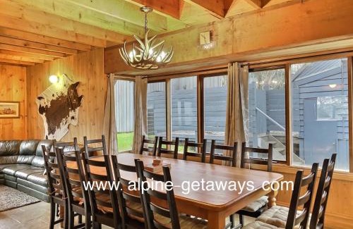 Dinner Plain Ski Chalet | Snowdrop Lodge