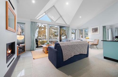 Thredbo Apartment | Snowman 8