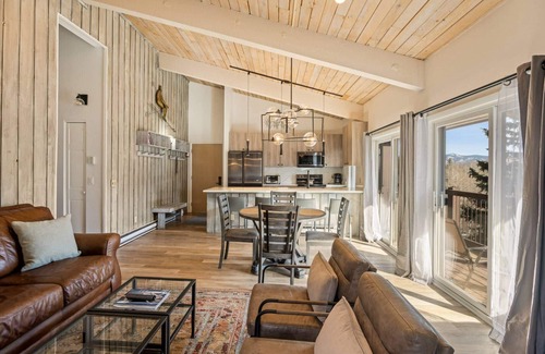 Snowmass Village Condo | Snowmass Mtn Views! Updated Decor, Balcony w/Stunning Views, Pool/Hot Tub, Gas FP, W/D & Shuttle
