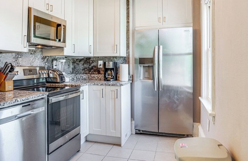 Mound Apartment | Snowmobile Trail On-Site: Waterfront Mound Gem!