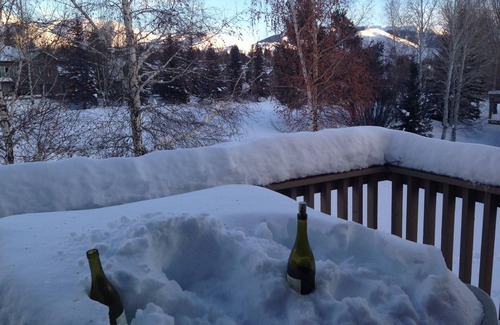 Sun Valley House | Snowshoe out the back door. Time to think snow!