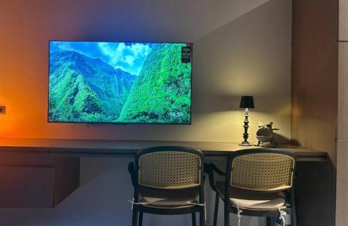 Cebu House | Snug Plug