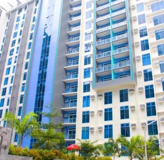 Cebu House | Snug Plug