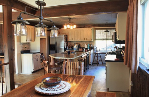 Champion House | So close to everything in the Laurel Highlands.