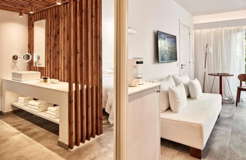 Ayia Napa Hotel | So Nice Club Resort