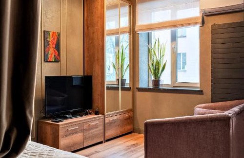 Oktyabrsky District Apartment | SO Stylish downtown apt near Minsk Railway Station