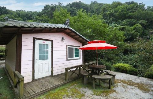 Danyang House | Sobaeksan Log Pension