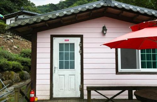 Danyang House | Sobaeksan Log Pension