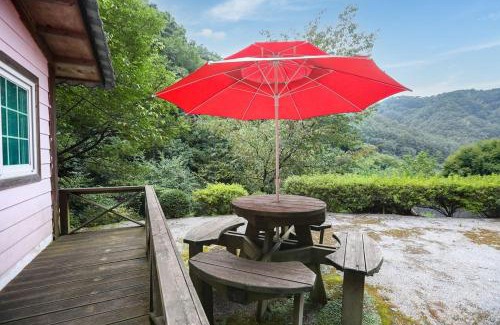 Danyang House | Sobaeksan Log Pension