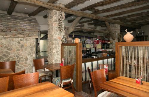 Cove Parja Bed & Breakfast | Sobe "šime & Joso" - Knin