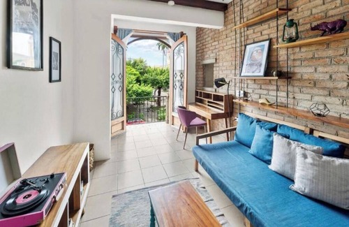 Granada Apartment | Socialtel Granada Small Double Room